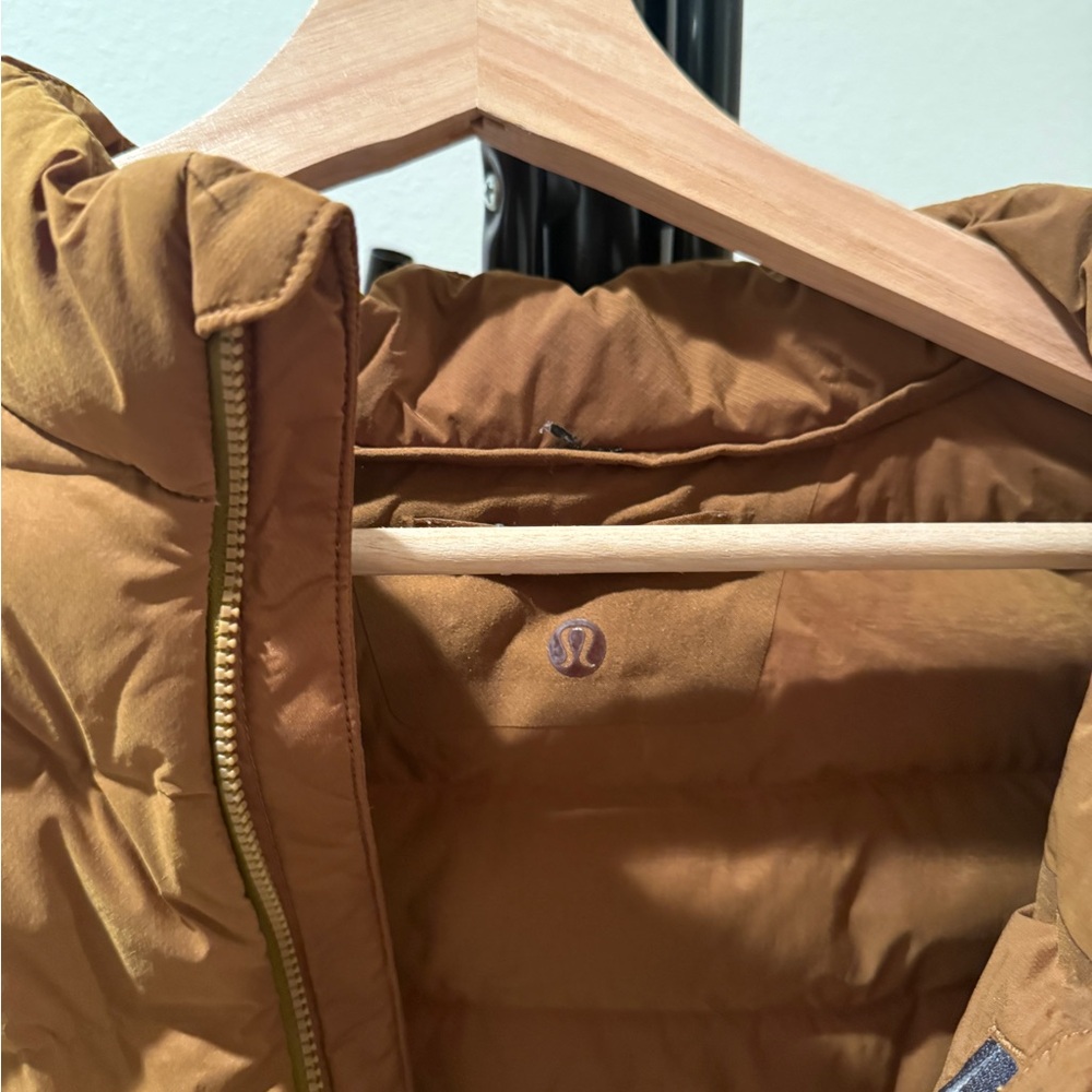 Lululemon Navigation Down Jacket. Size: Large. Br… - image 3